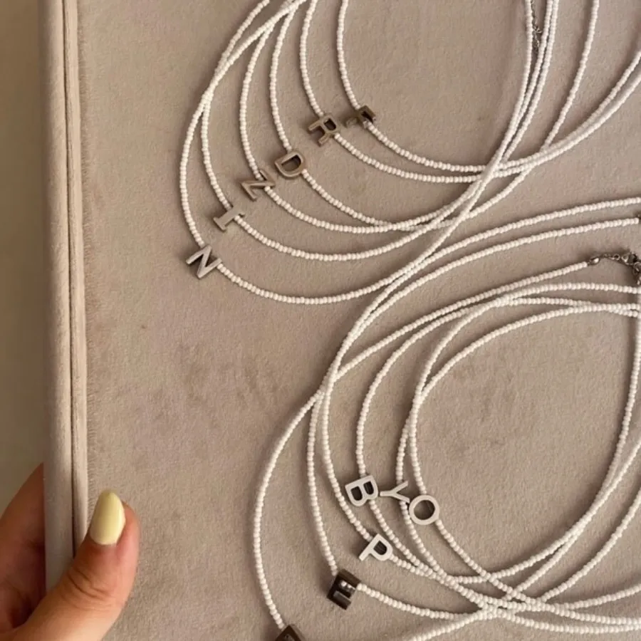 گردنبند حروف