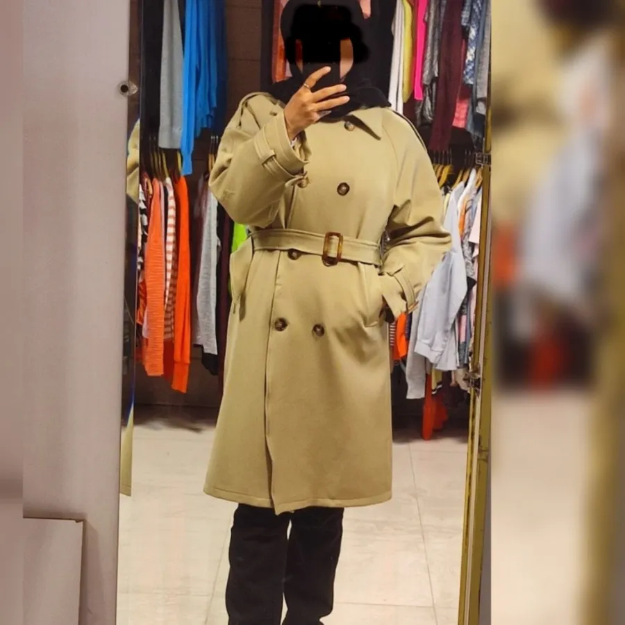 بارونی کرم مات یا خاکی