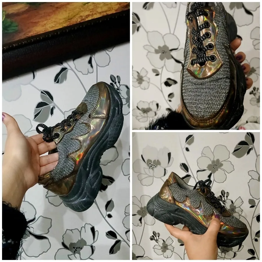 کفش لژدار اسپورت
خوشگل