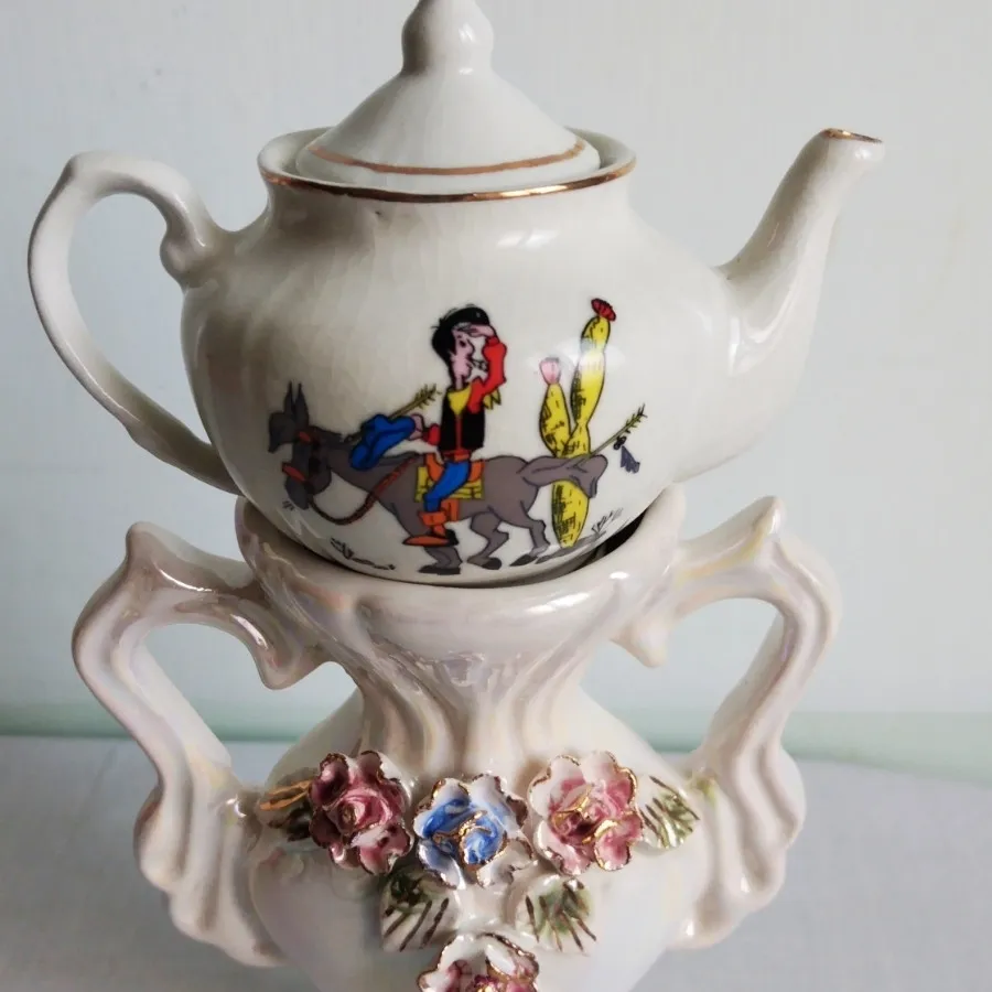 قوری لوک خوش شانس