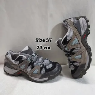 کتونی سالامون