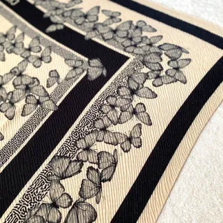 روسری پلیسه مجلسی پروانه