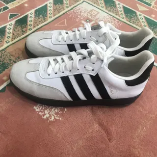 کفش نو و شیک