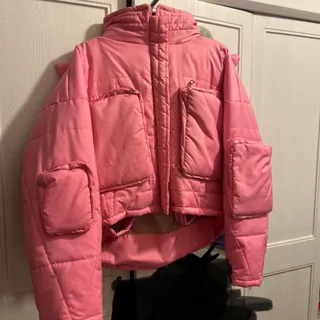 کاپشن پفکی صورتی