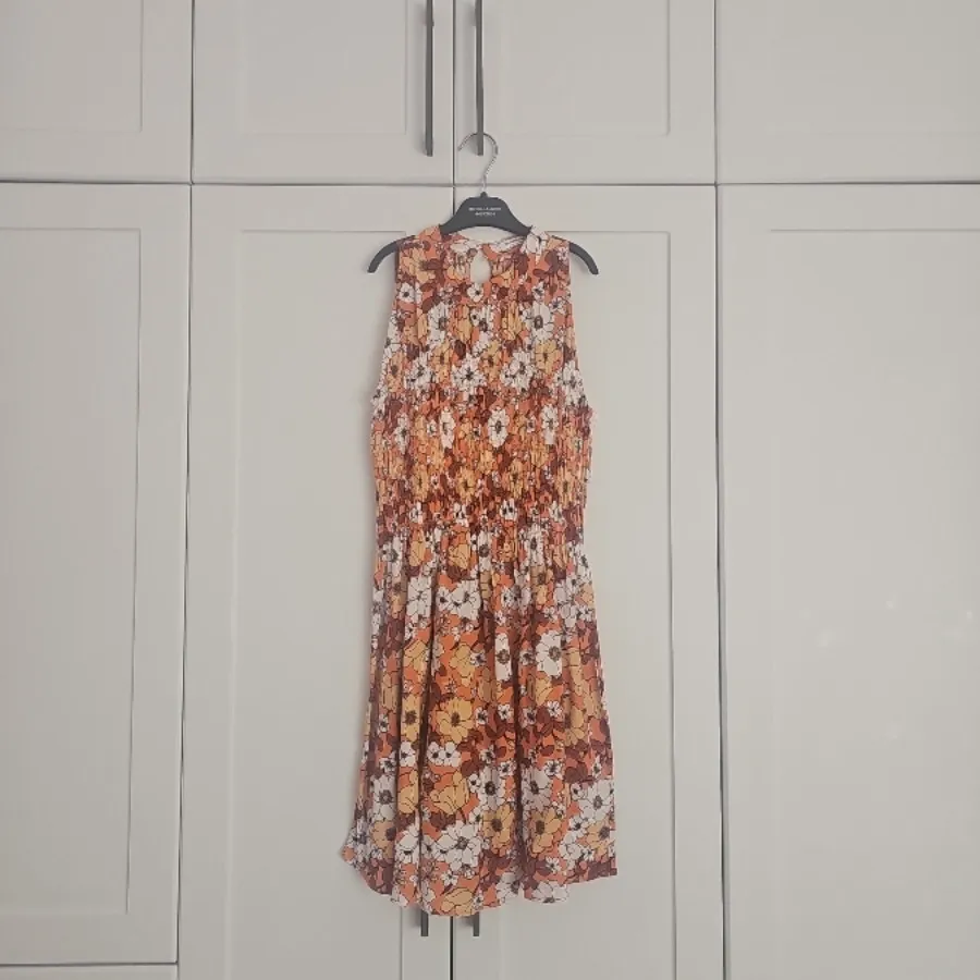 پیراهن تابستانی زنانه