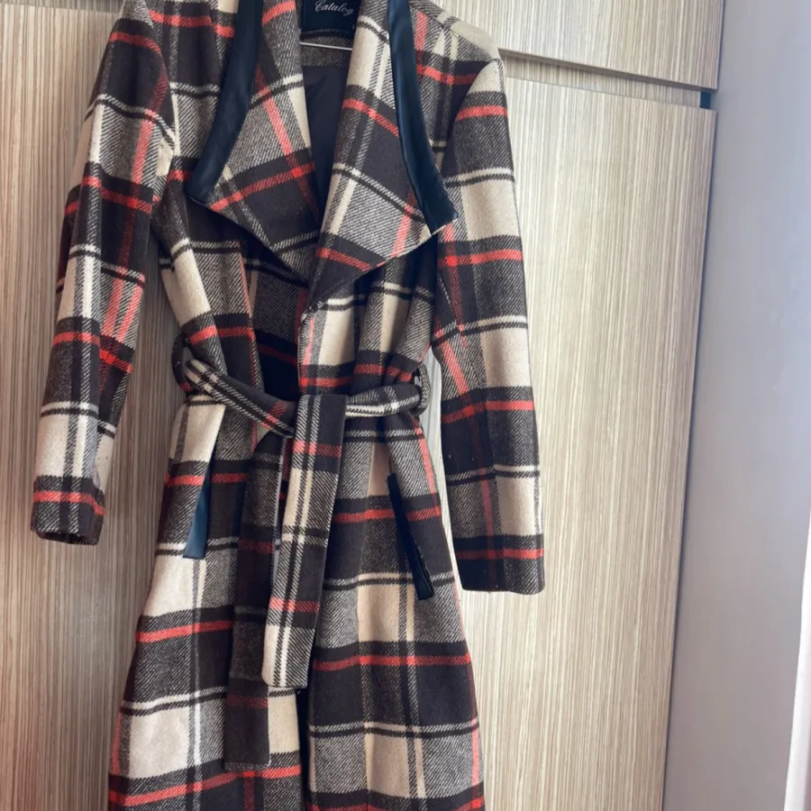 پالتوی چهارخونه