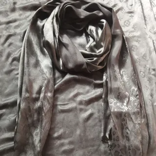 شال مشکی