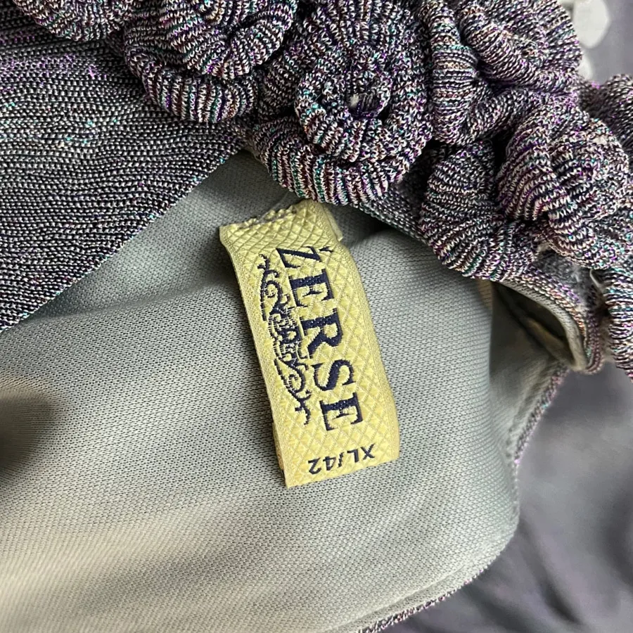 پیراهن بلند دور گردنی