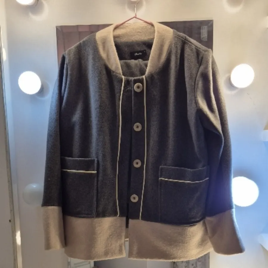 ست کت و شلوار