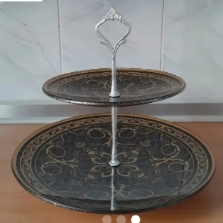 شیرینی خوری