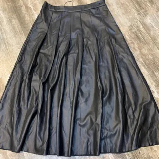 دامن stradivarius