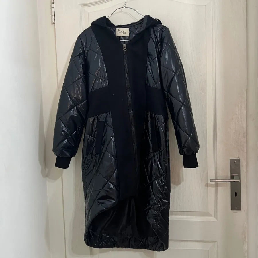 کاپشن کلاهدار