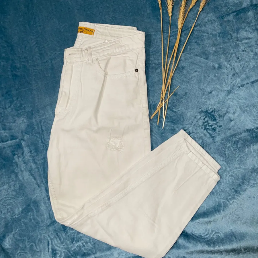 شلوار مام سفید