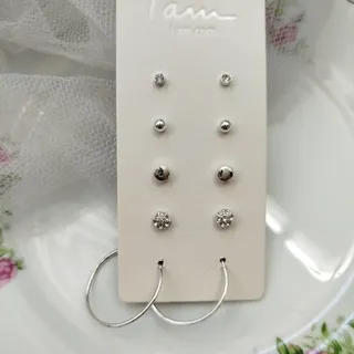 گوشواره گلگوش