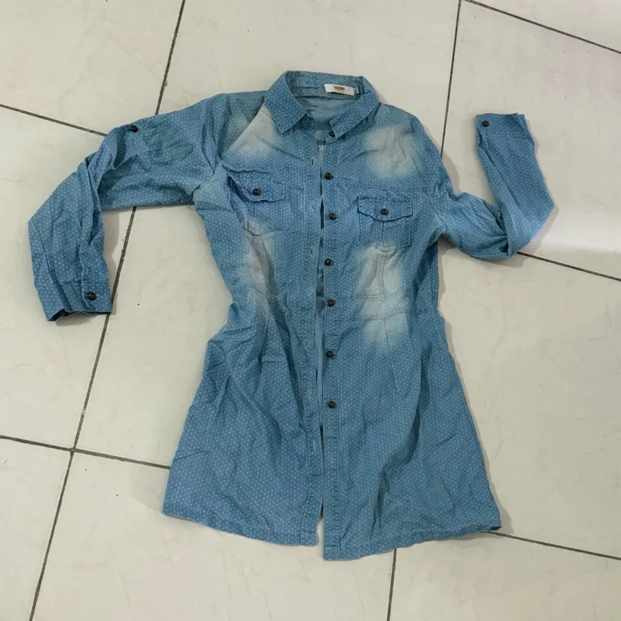 مانتوجین خال خالی