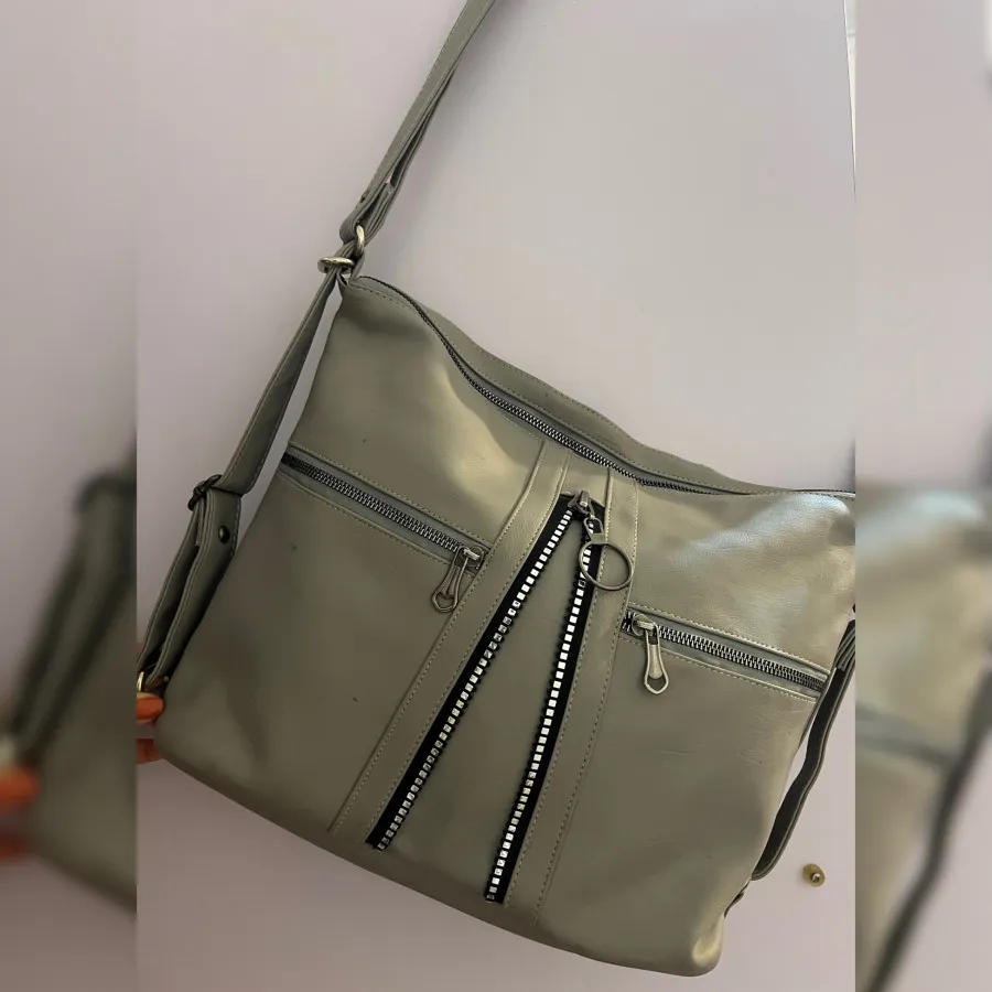 کیف جادار نو