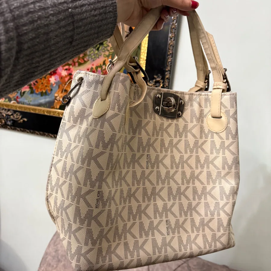 کیف مایکل کورس