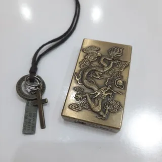 فندک قدیمی برنز