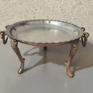 شیرینی خوری