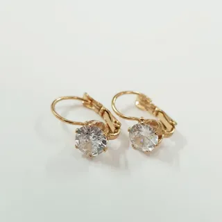 گوشواره طلایی سنگ زیرکنیا