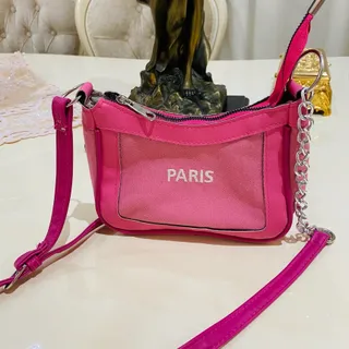 کیف ترک صورتی