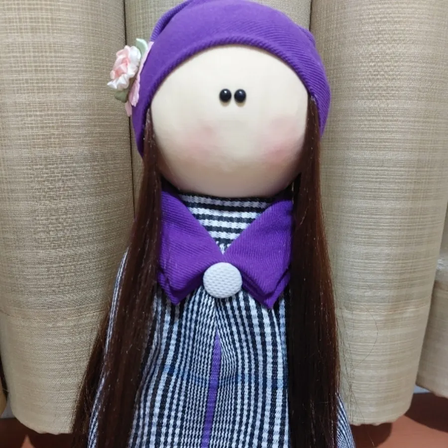 عروسک دخترانه