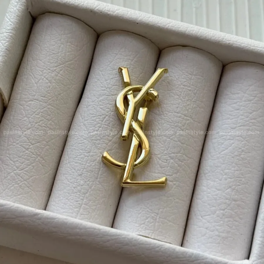 سنجاق سینه ysl