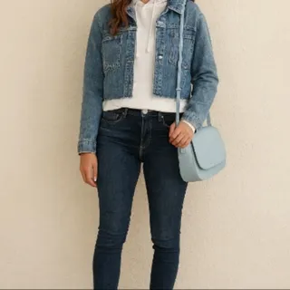 بامبر جکت و شلوار جین