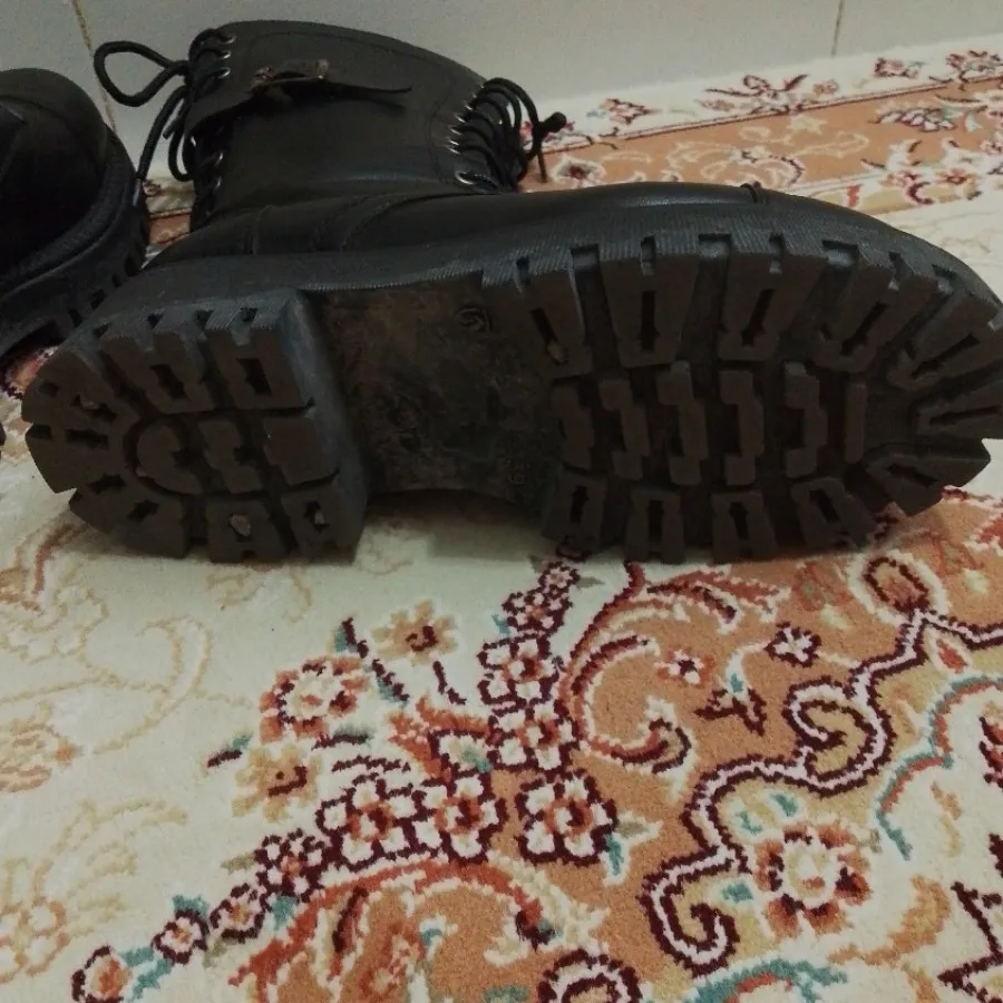 بوت ساق دار