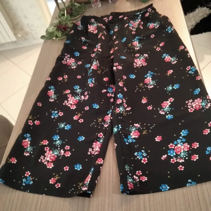 دامن شلواری و تاپ