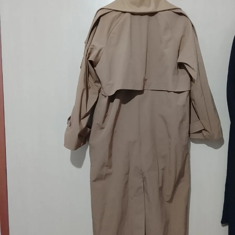 ترنچ کت بارونی