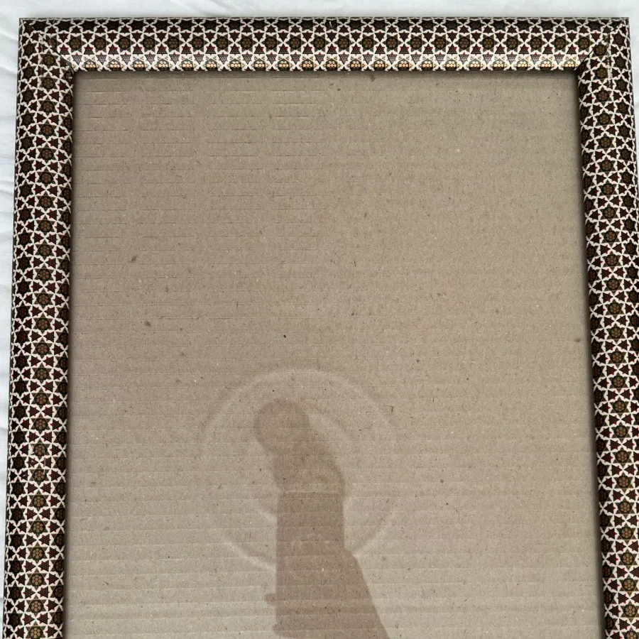 قاب طرح منبت