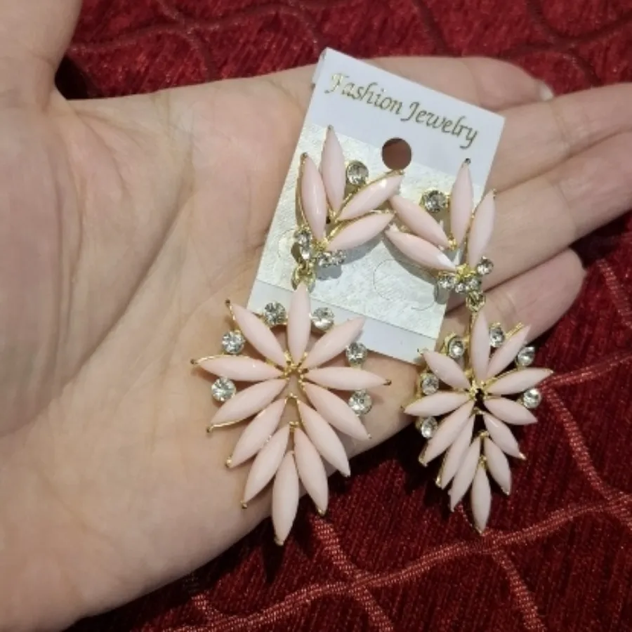 گوشواره زنانه