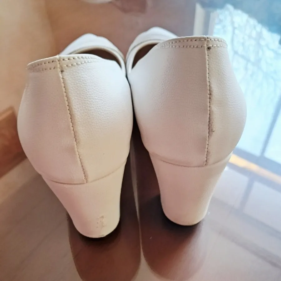 کفش مجلسی سفید