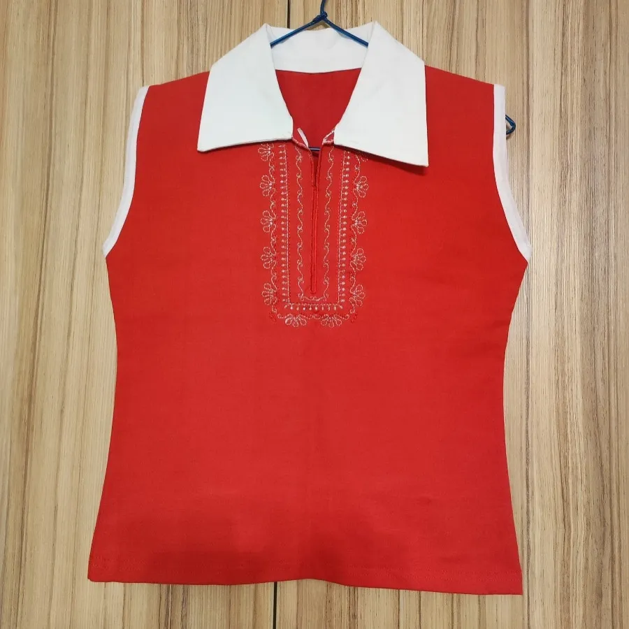 تاپ و شلوارک گوجه