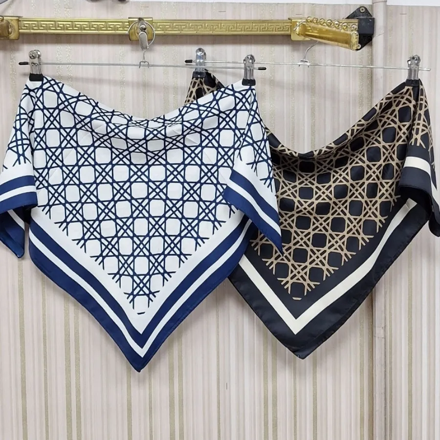 مینی اسکارف