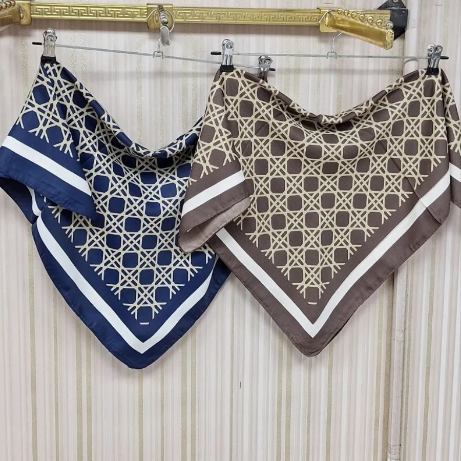 مینی اسکارف