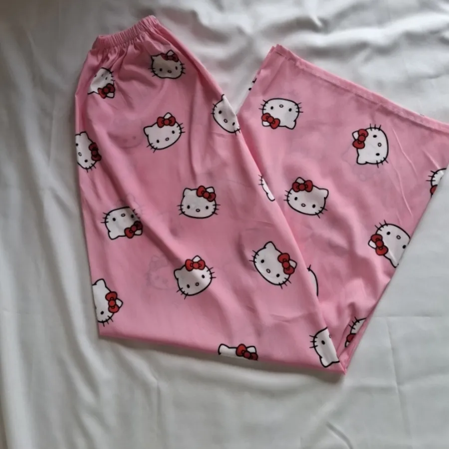 پیژامه هلوکیتی