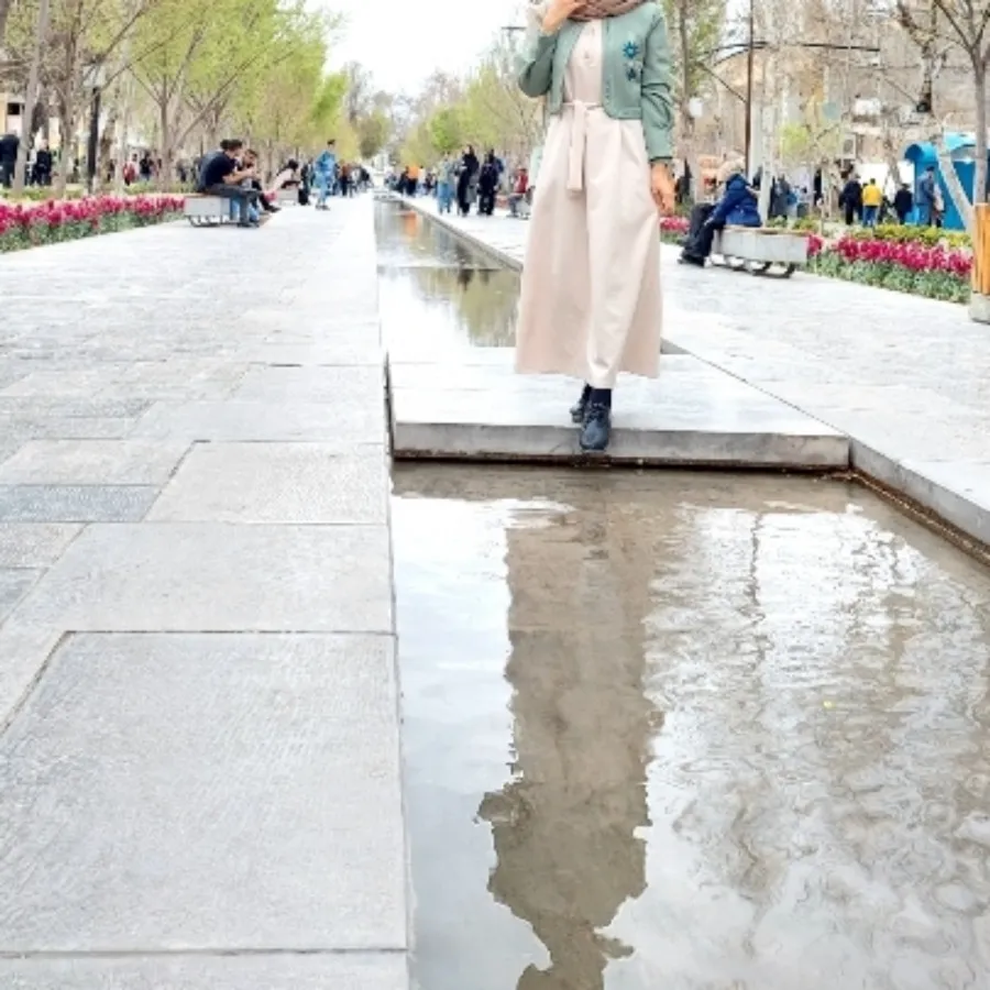 ست کت و سارافون