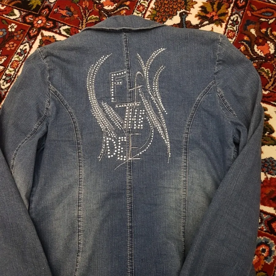 کت و شلوار لی