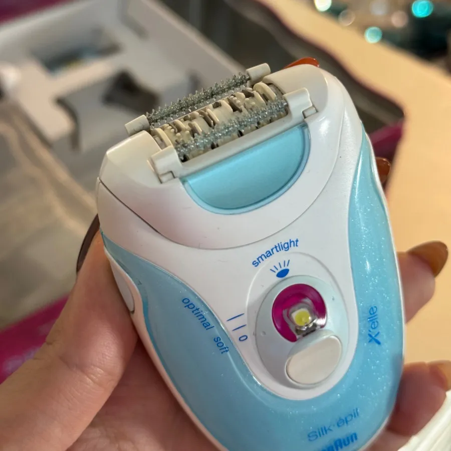 اپی لیدی چند کاره براون