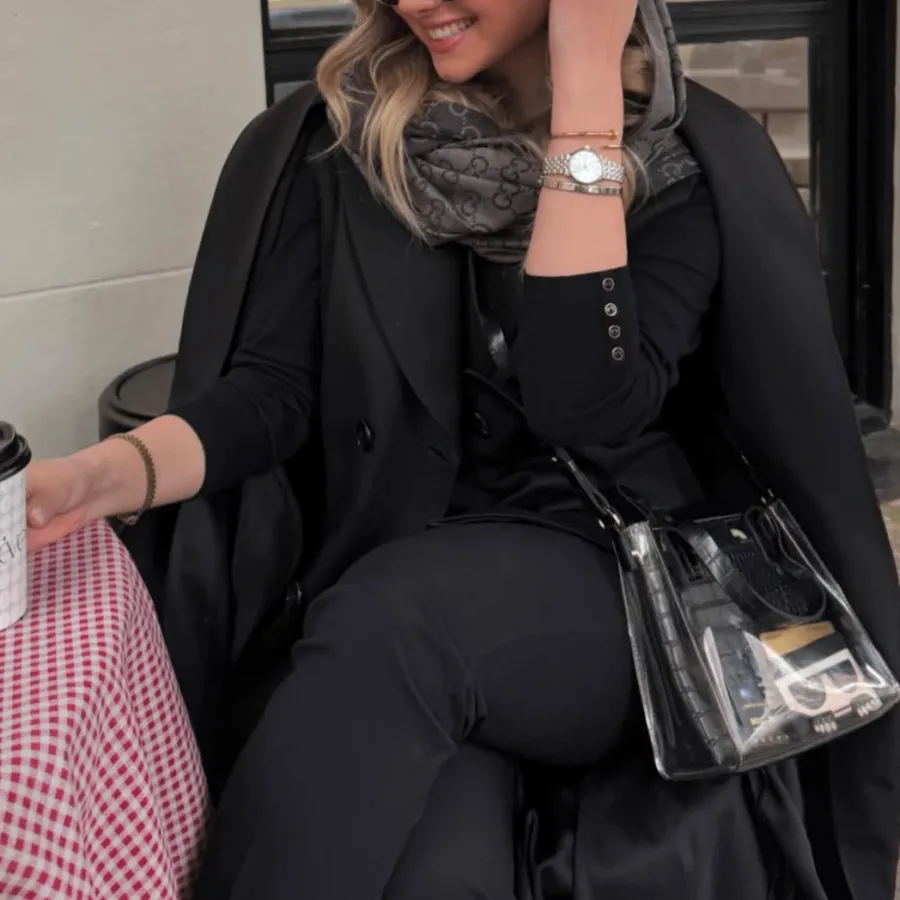 ترنچ کت با وست