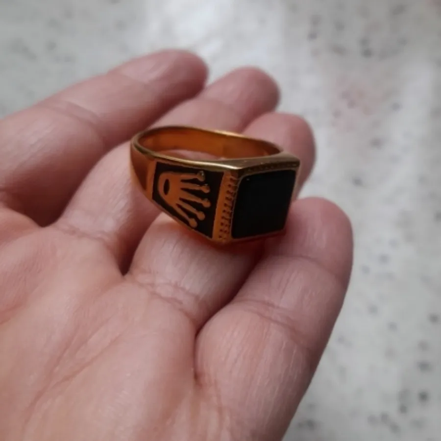 انگشتر نگین مشکی طلا روس