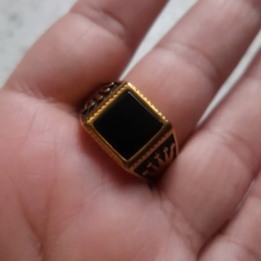 انگشتر نگین مشکی طلا روس