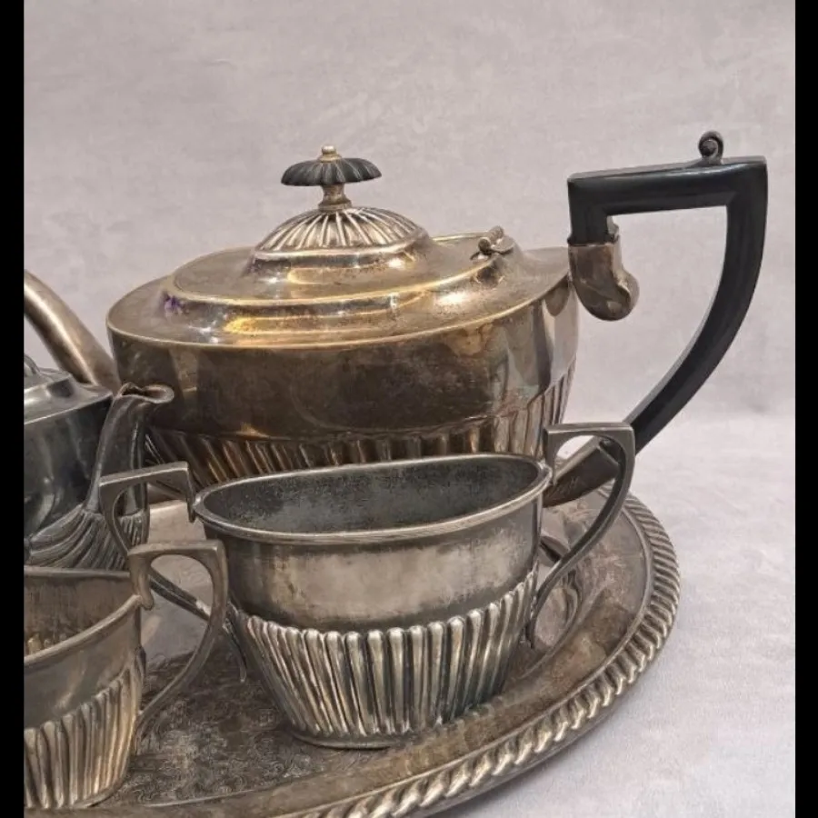 تی ست انگلیسی