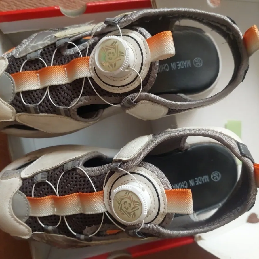 صندل پسرونه