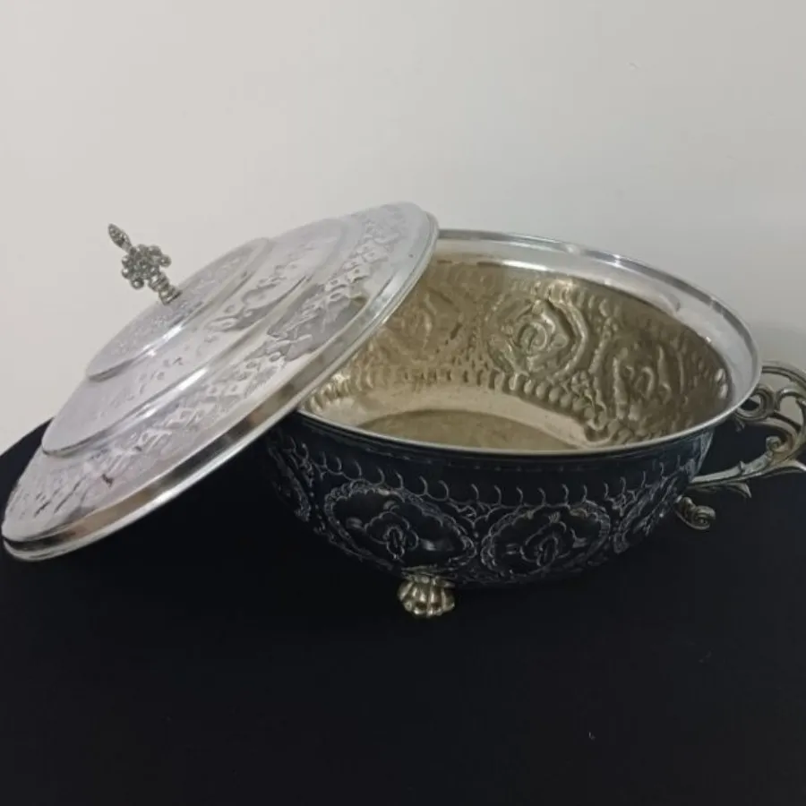 جانونی برنجی قلم کاری