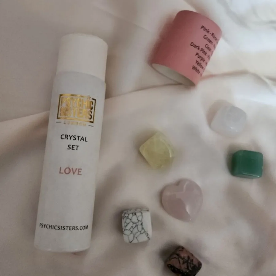 سنگ عشقPsychic Sister