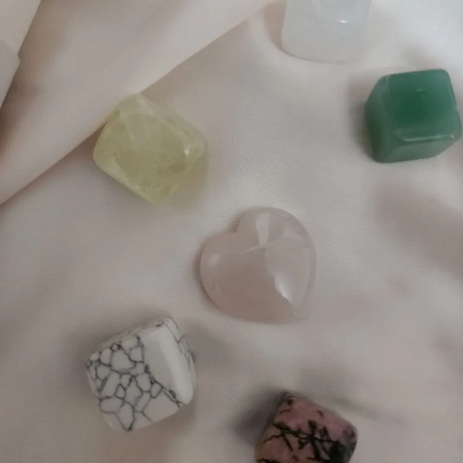 سنگ عشقPsychic Sister