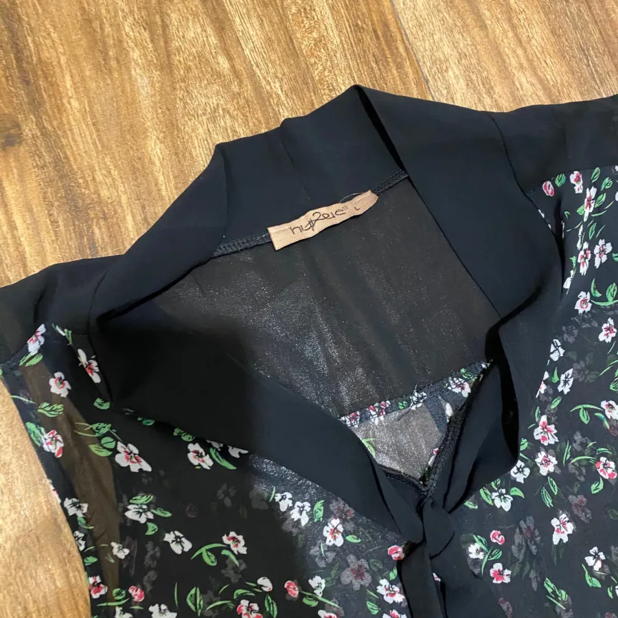 تاپ حریر گلدار